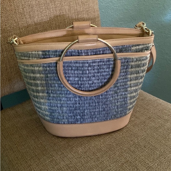 Brahmin - Picture 3 of 7